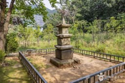 봉일사지삼층석탑