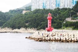 중리항 방파제 등대