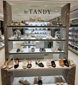 미쉘바이탠디 롯데프리미엄아울렛 동부산점