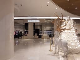 발렌시아가 남성 롯데백화점 잠실 에비뉴엘점