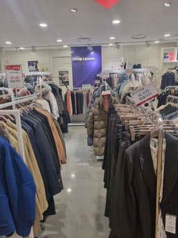 올리비아로렌 마리오아울렛 1관점