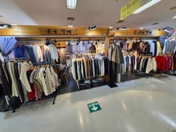 옷이날개 르네시떼점