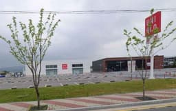 유니클로 광주 비아점