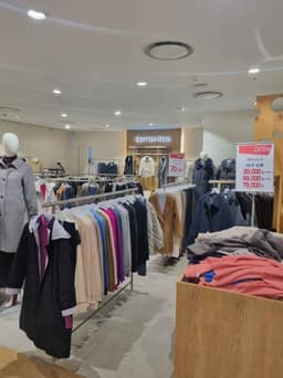 캐리스노트 마리오아울렛 1관점