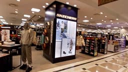 스케쳐스 현대백화점 미아점