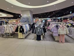 휠라키즈 현대아울렛 동대문점