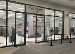 톰브라운 현대프리미엄아울렛 김포점