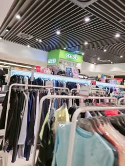 크록스 마리오아울렛 3관점