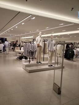 ZARA 타임스퀘어점