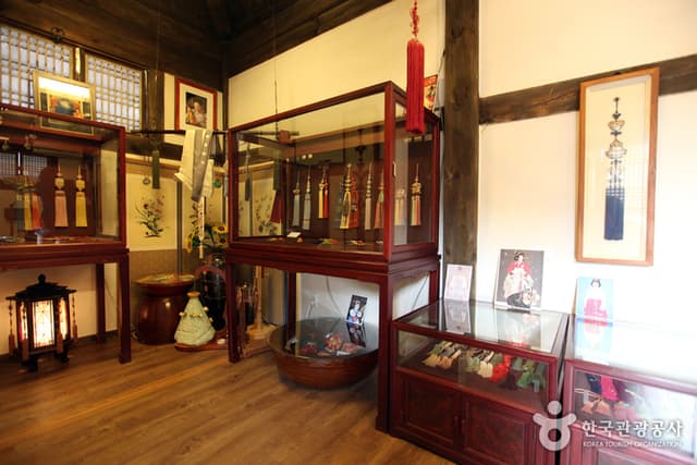Image 10