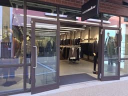 커스텀멜로우 신세계사이먼프리미엄아울렛 파주점