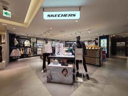 스케쳐스 현대아울렛 동대문점