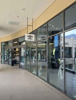 엄브로 롯데프리미엄아울렛 의왕점