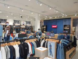 리바이스 롯데프리미엄아울렛 김해점