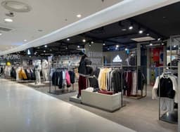 아디다스 롯데아울렛 광주월드컵점