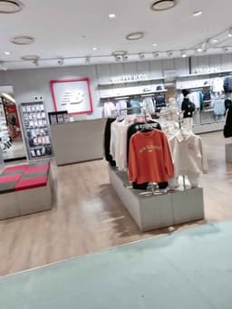 뉴발란스 NC 신구로점