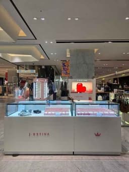 제이에스티나 현대아울렛 동대문점