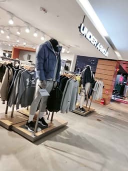 언더아머 마리오아울렛 3관점