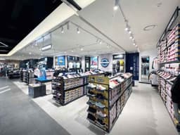 스케쳐스 현대아울렛 대구점