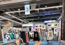 더블에잇 NC 신구로점