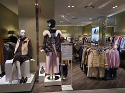 오즈세컨 현대아울렛 가든파이브점