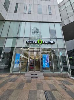올리브영 홍대대학로점